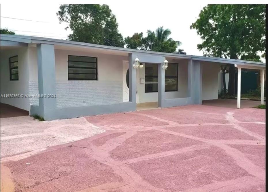 This beautiful and renovated 3 bedrooms, 2 bathrooms located in a remarkable area in Fort Lauderdale, 6 min away from i95, ensuring effortless travel, and 13 min from Downtown.
This home has utilities, internet, and yard maintenance included!
This is available starting April 1st, 2024. Equal Housing Opportunity.