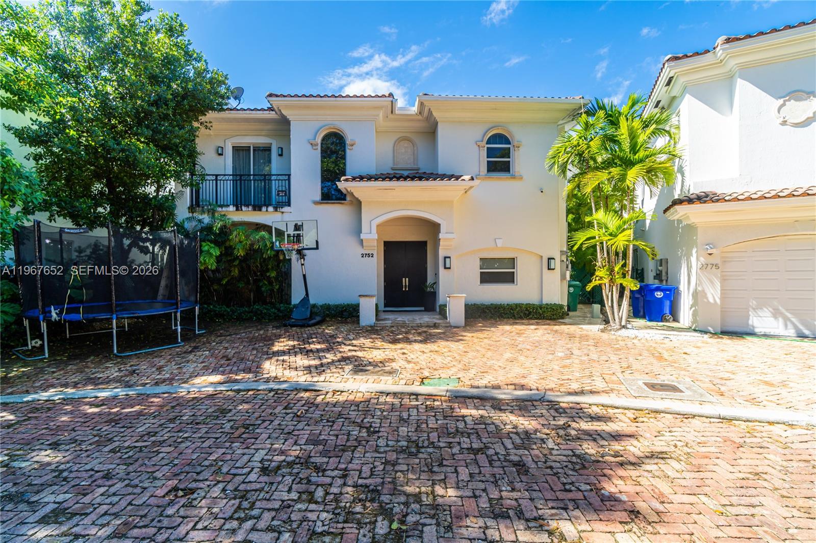 VILLAS DE VIZCAYA - Residential