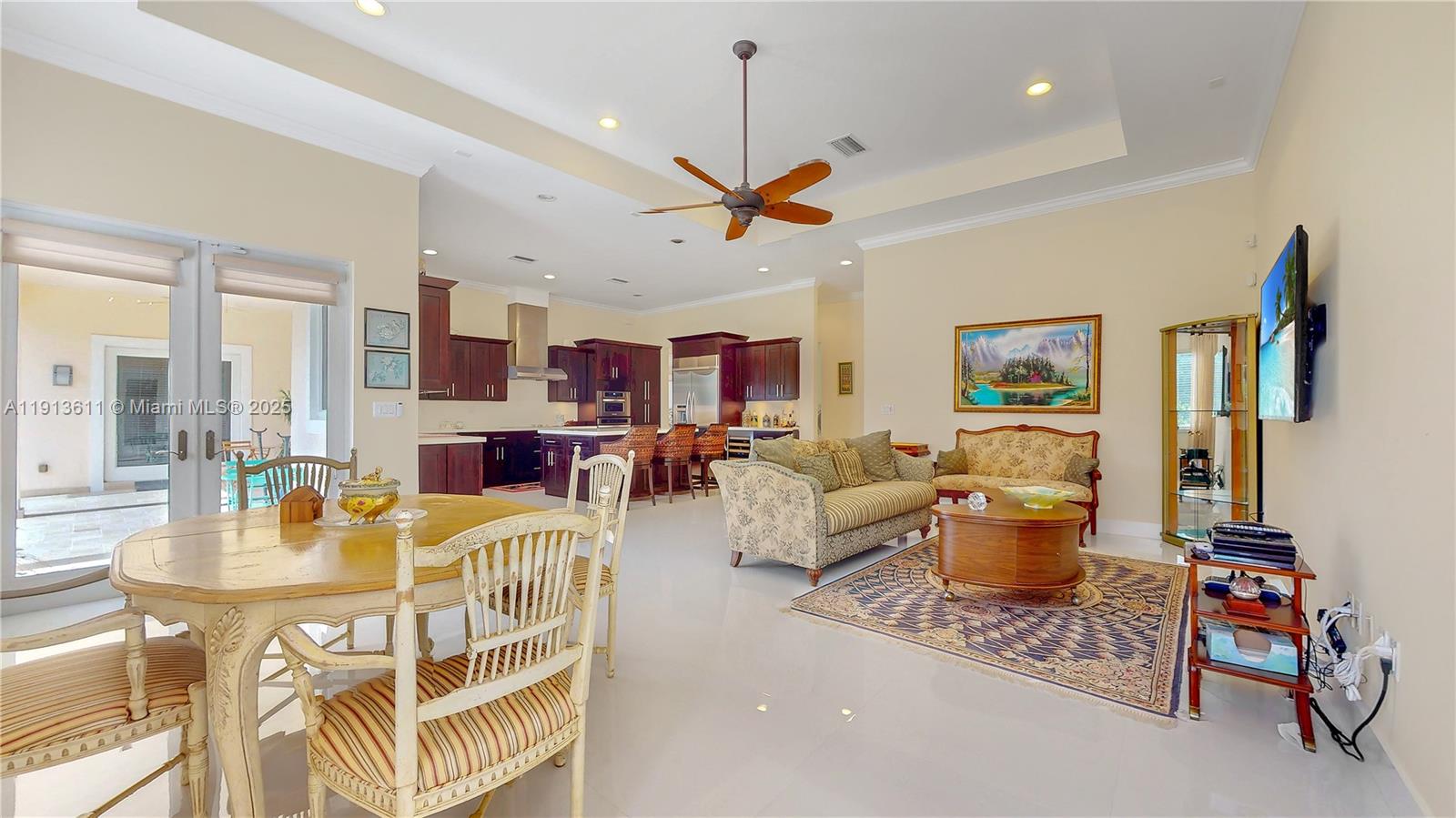 OAK RIDGE FALLS THIRD ADD - Residential