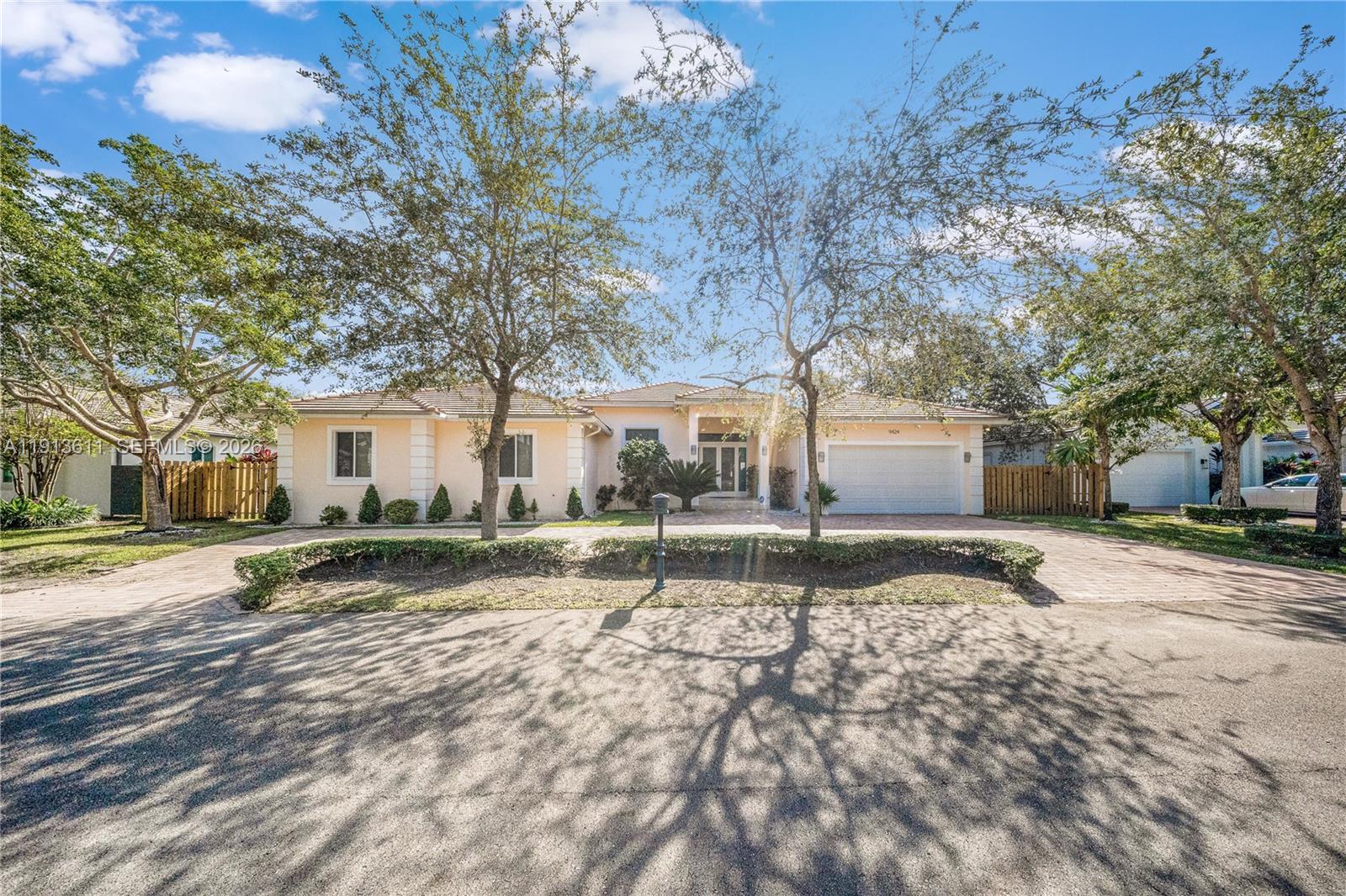 Miami, Florida, 33176, United States, 4 Bedrooms Bedrooms, ,4 BathroomsBathrooms,Residential,Active,1993953