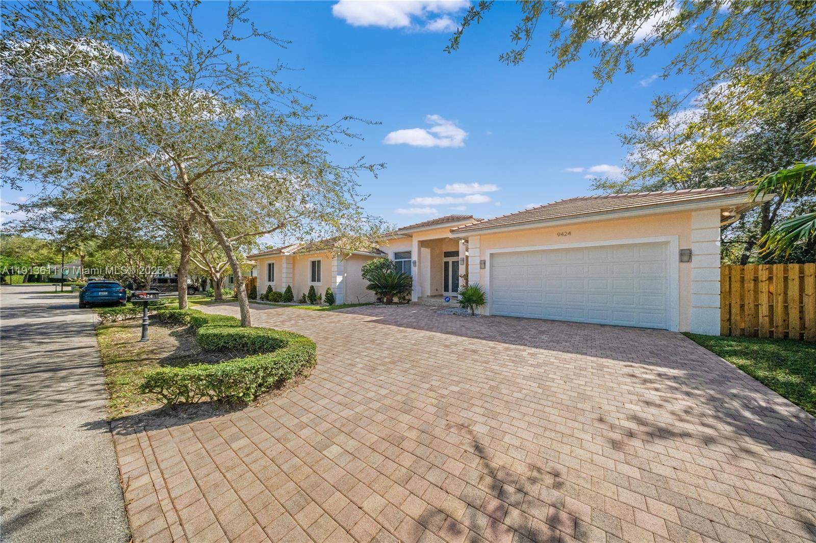 OAK RIDGE FALLS THIRD ADD - Residential