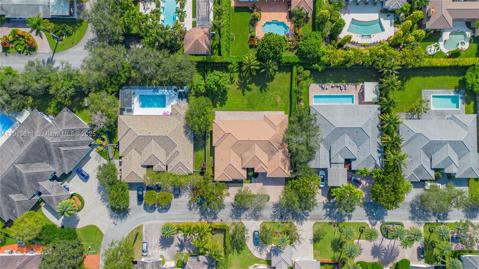 OAK RIDGE FALLS THIRD ADD - Residential