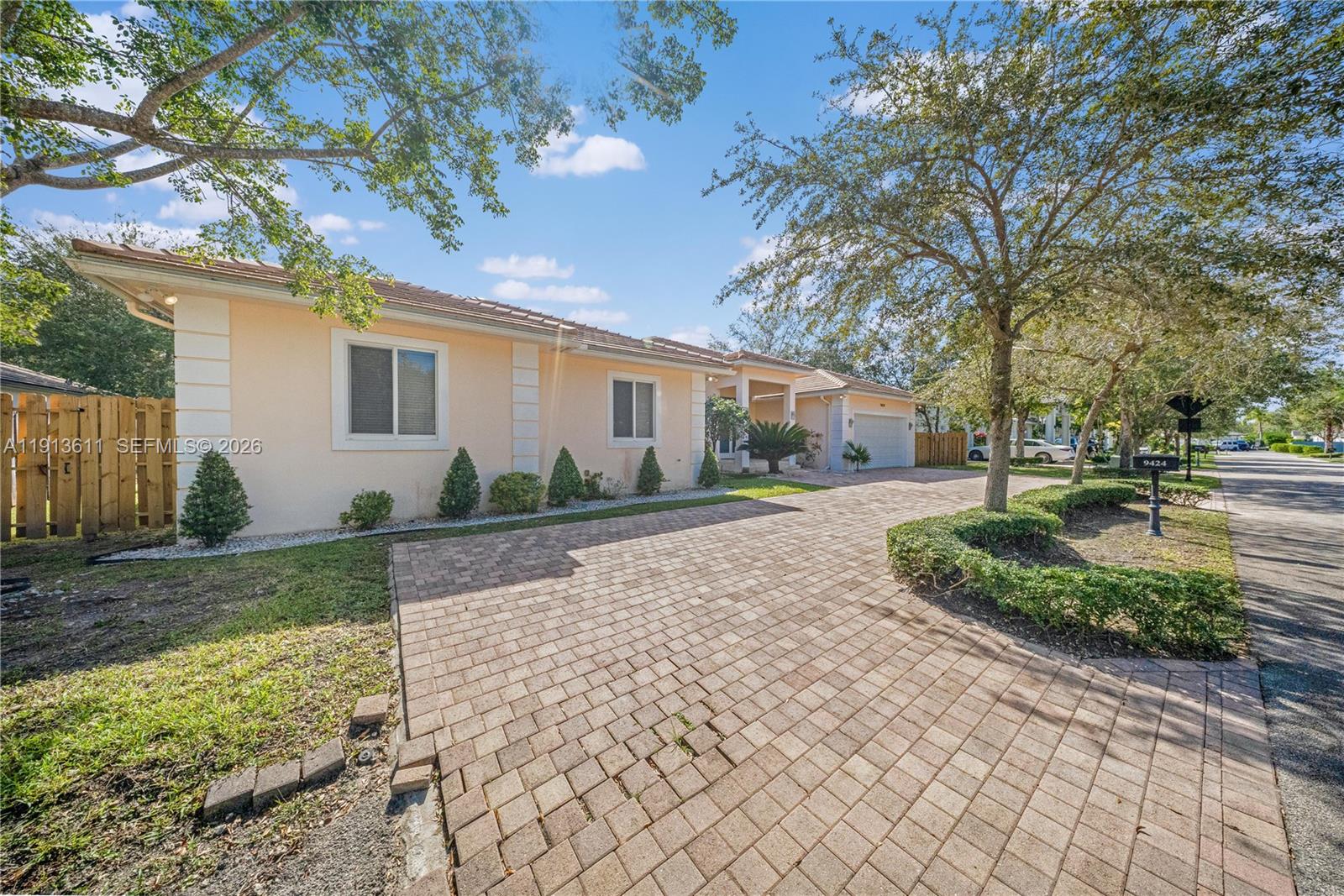 Miami, Florida, 33176, United States, 4 Bedrooms Bedrooms, ,4 BathroomsBathrooms,Residential,Active,1993953