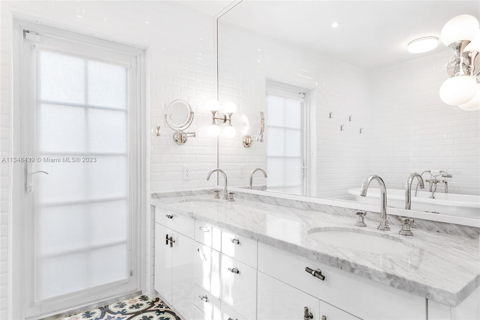 RIVO ALTO AMD - Residential