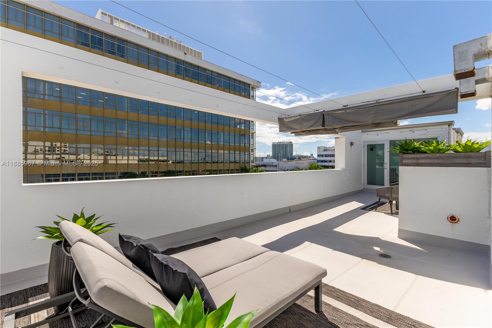 THE MONTCLAIR CONDO - Residential