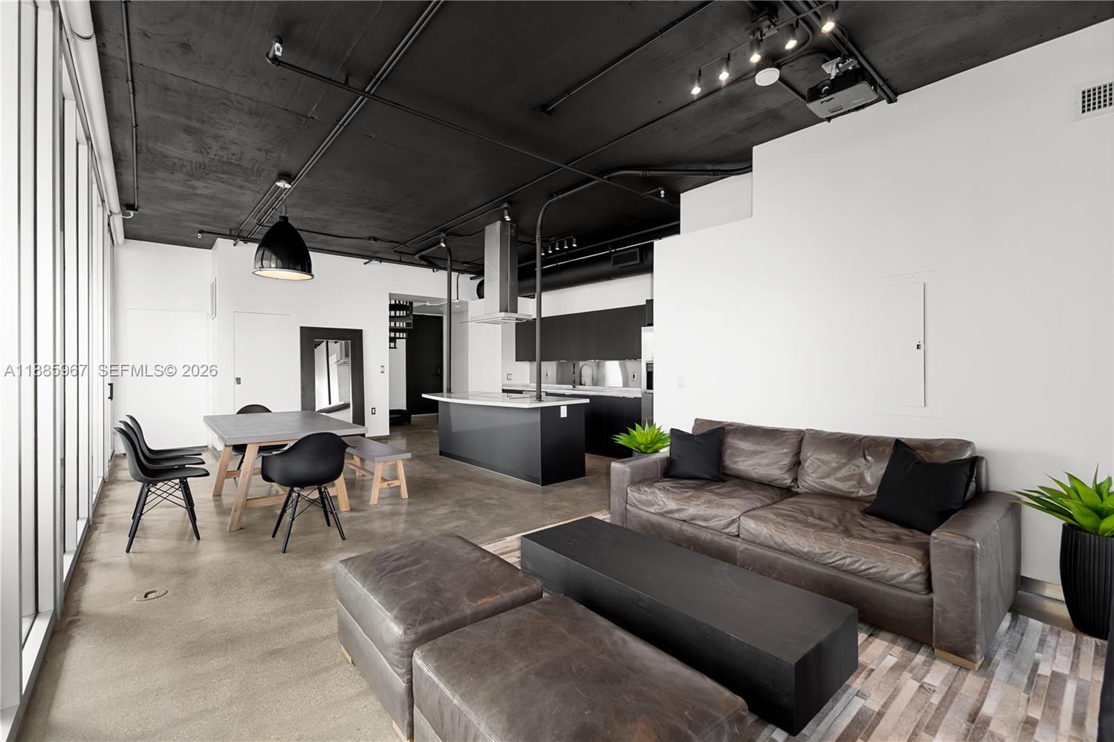 THE MONTCLAIR CONDO - Residential