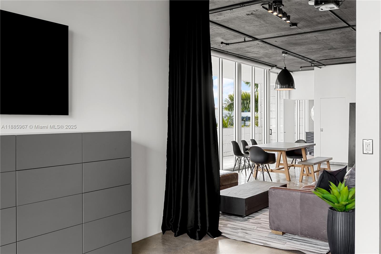 THE MONTCLAIR CONDO - Residential