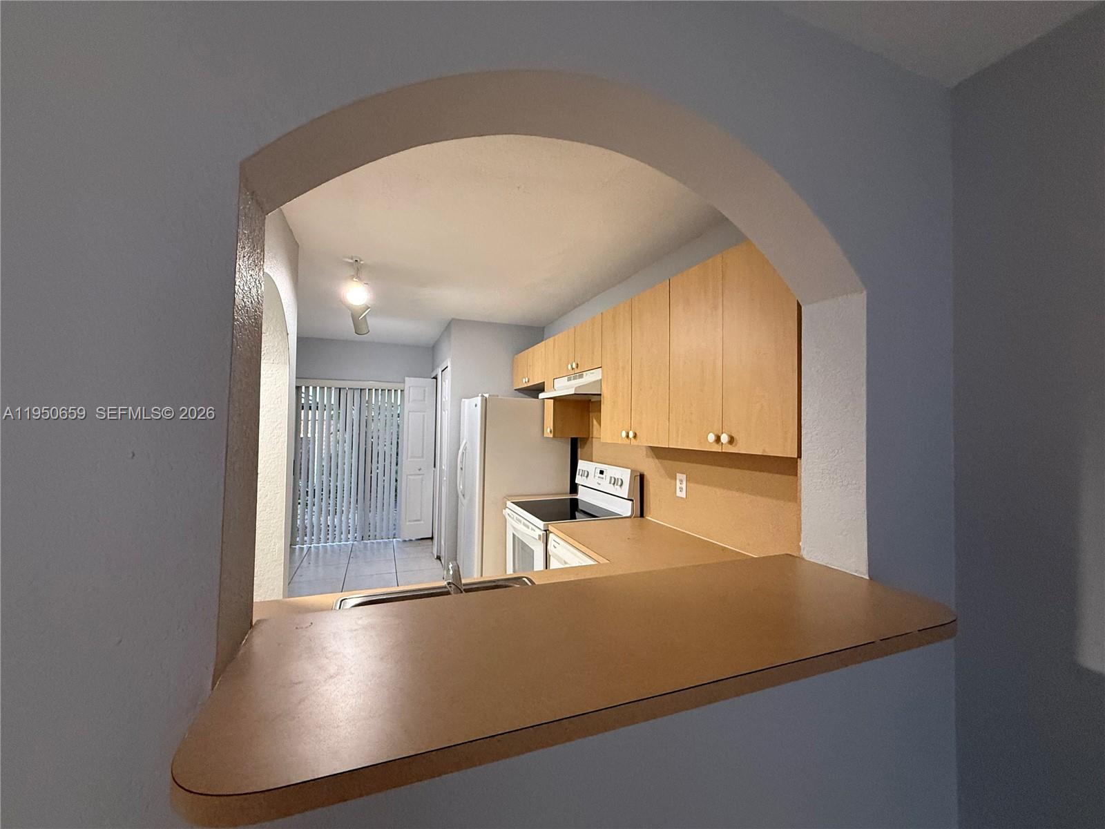 VENETIA GARDENS SOUTH CON - Residential Lease