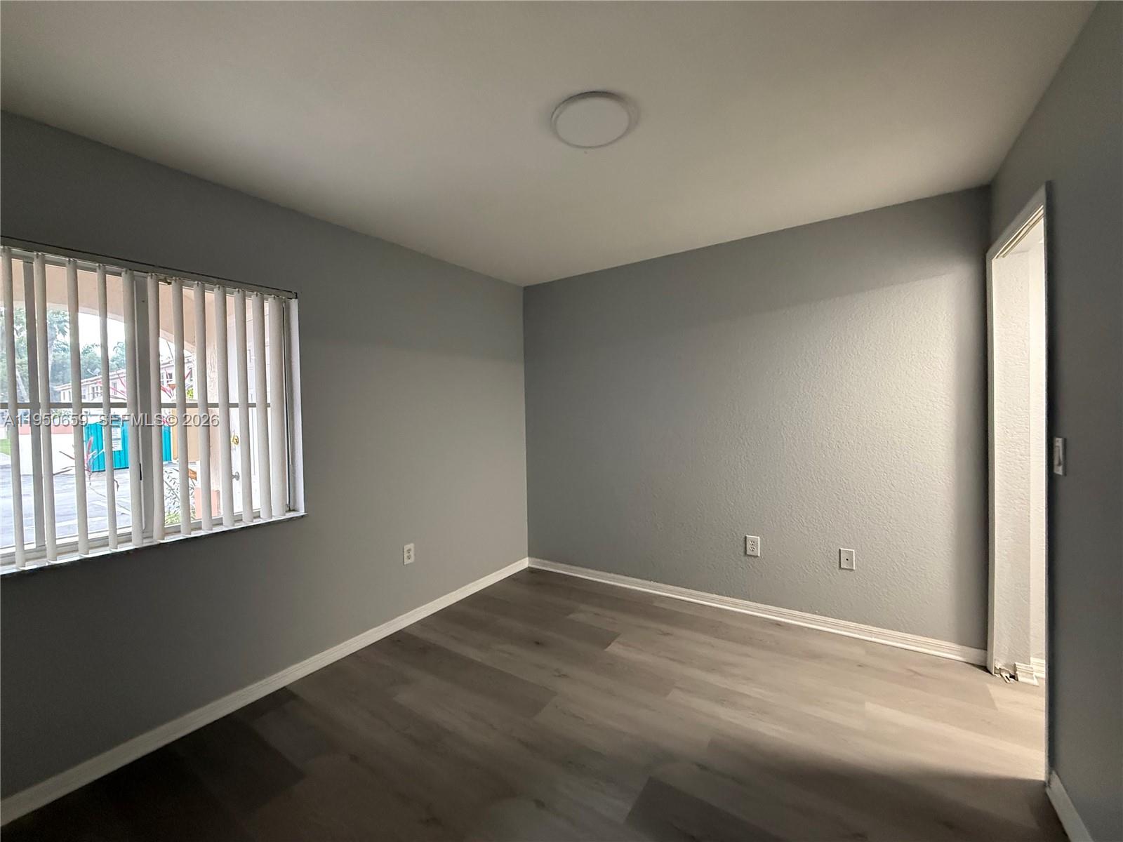 VENETIA GARDENS SOUTH CON - Residential Lease