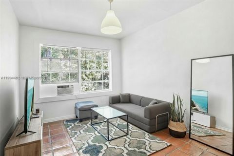 842 Meridian Ave 2A Miami Beach FL 33139