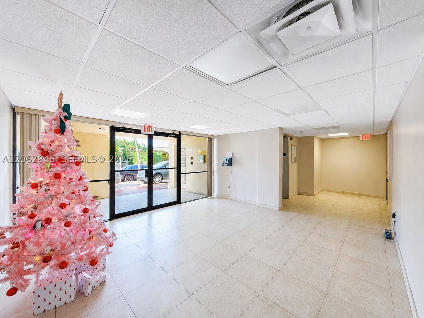 7921 Byron Ave 404, Miami Beach FL 33141