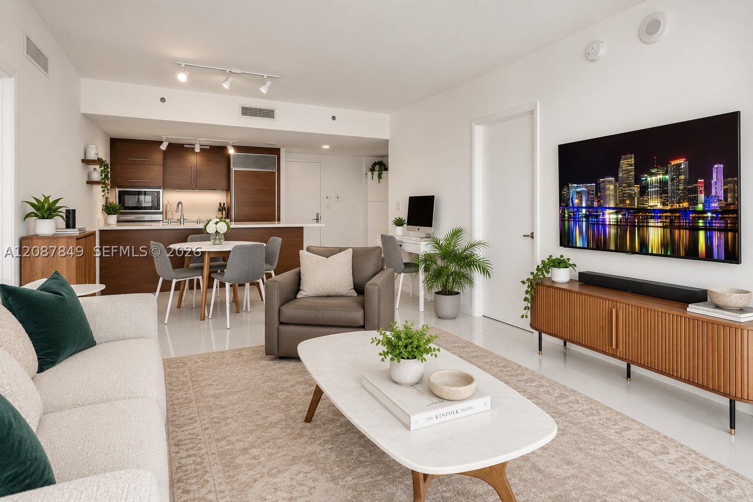 475 Brickell Ave 3609