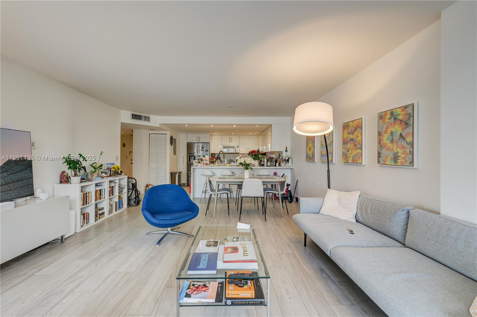 BRICKELL PLACE CONDO - Residential
