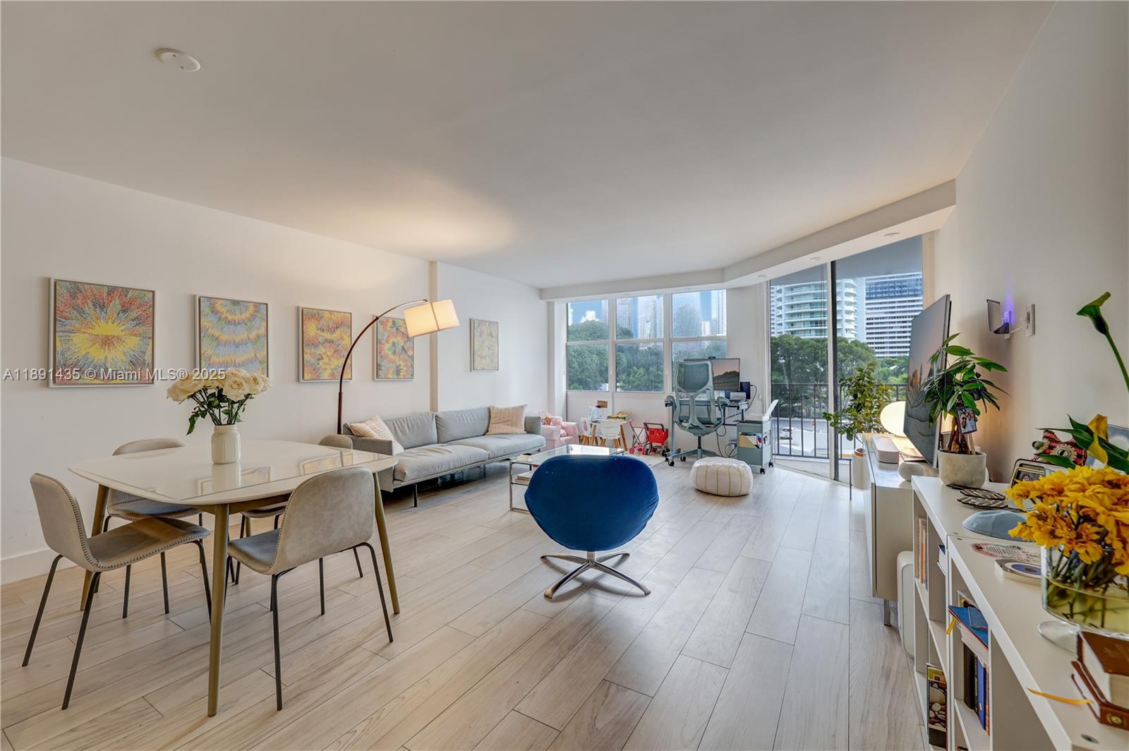 BRICKELL PLACE CONDO - Residential