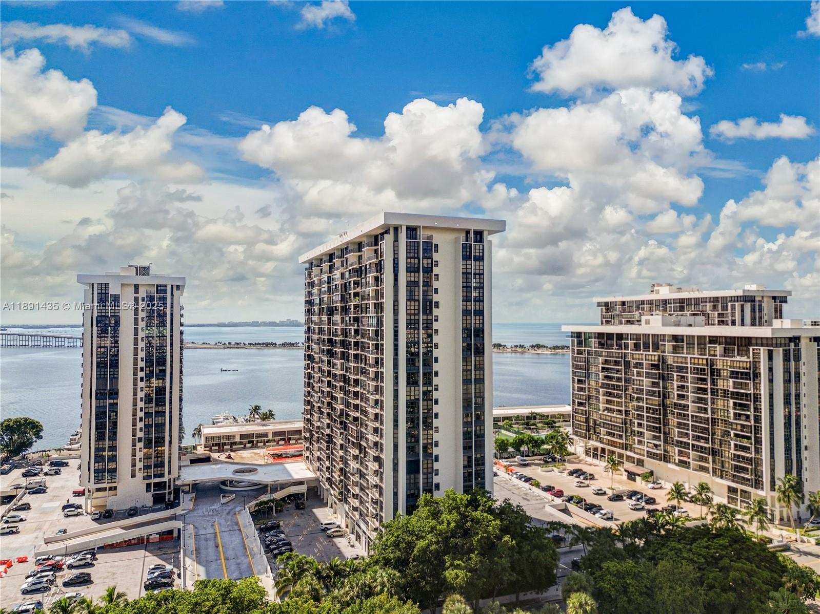 BRICKELL PLACE CONDO - Residential