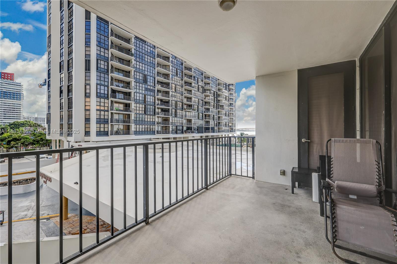 BRICKELL PLACE CONDO - Residential