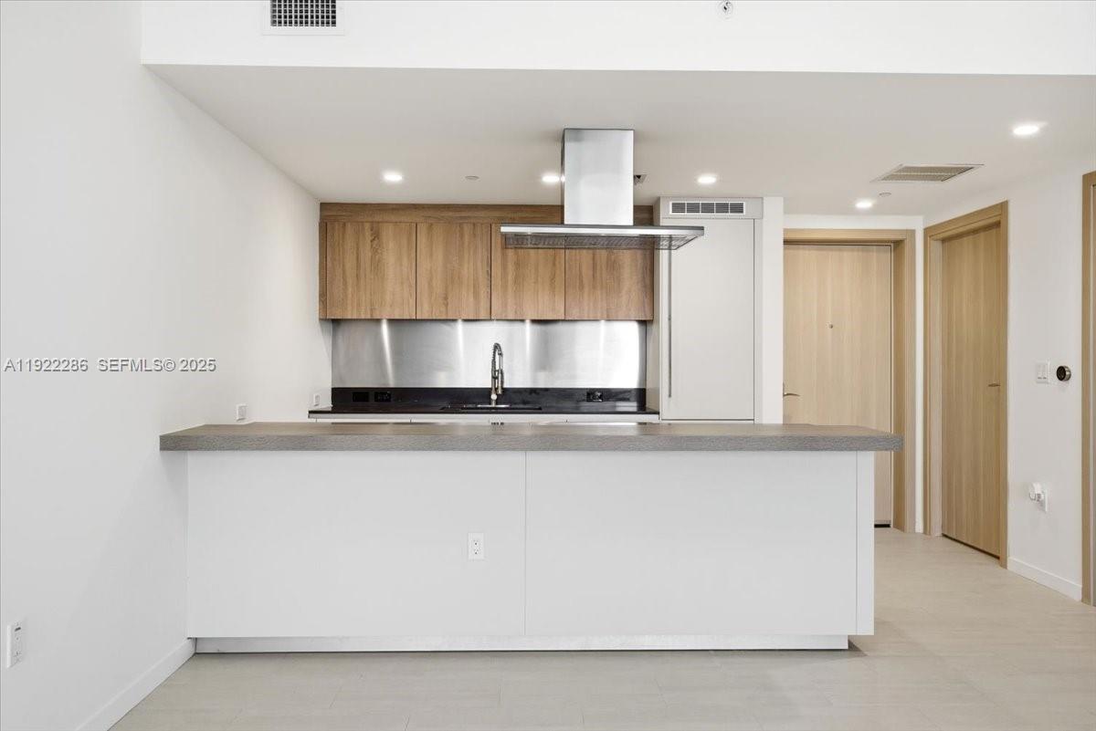 BRICKELL FLATIRON CONDO - Residential