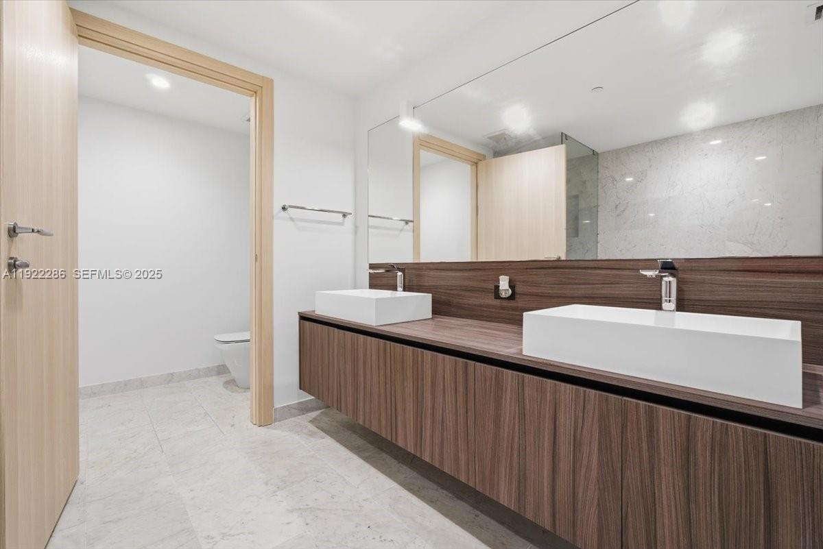 BRICKELL FLATIRON CONDO - Residential