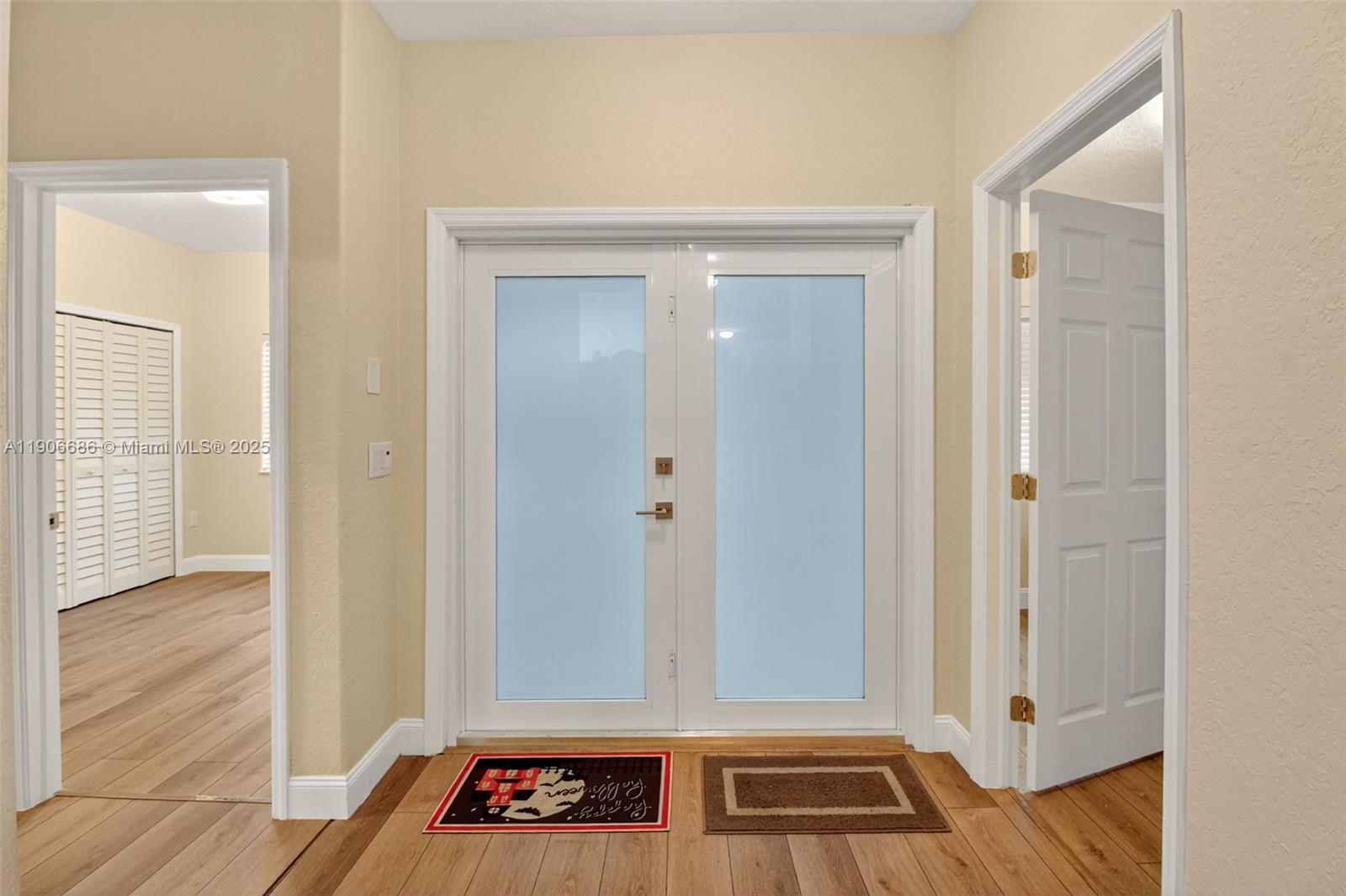 JUSTIN GARDENS - Residential