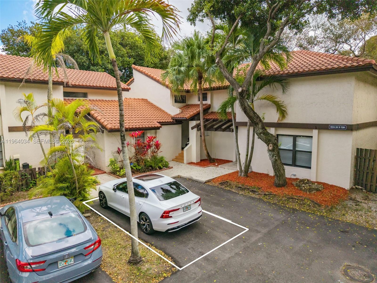 CROSSINGS VILLAGE HOMES C - Residential