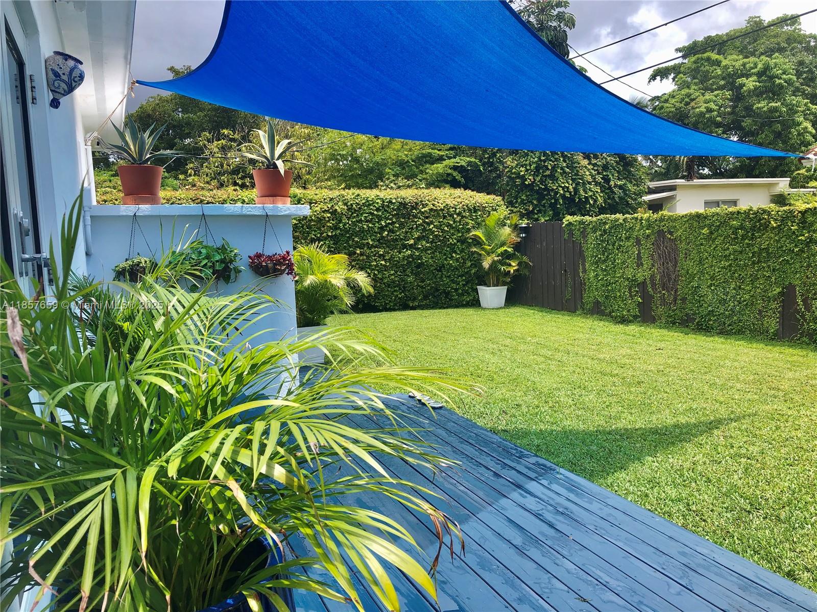 CAMNER MANOR 4TH ADDN - Residential Lease