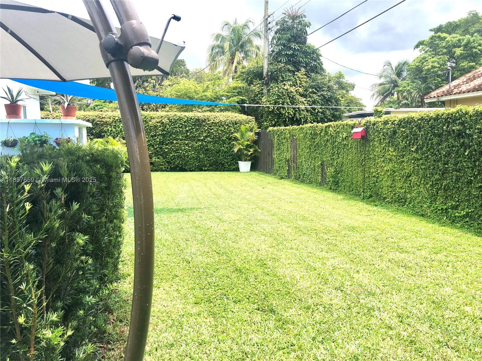 CAMNER MANOR 4TH ADDN - Residential Lease