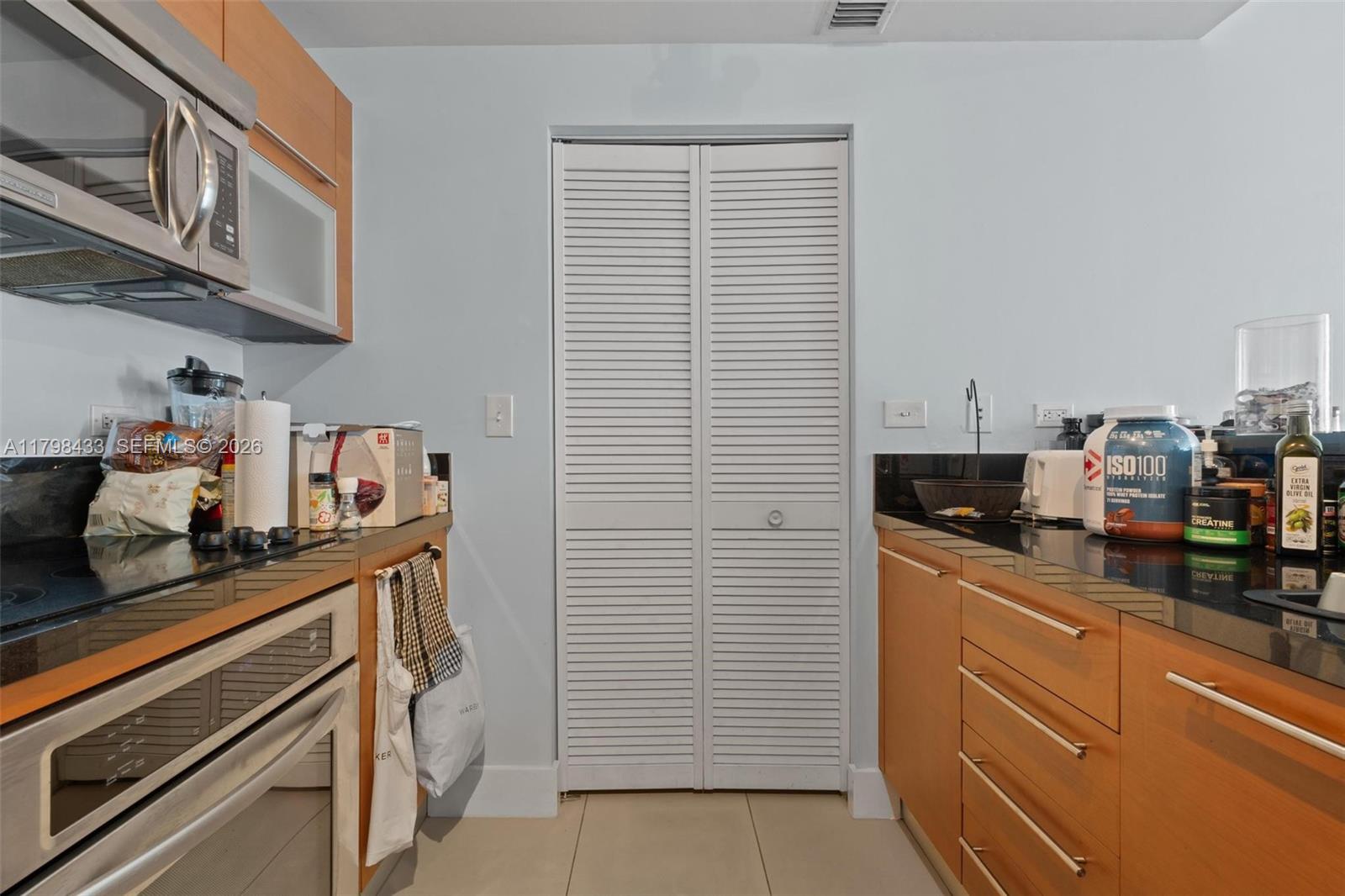 VIZCAYNE SOUTH CONDO - Residential