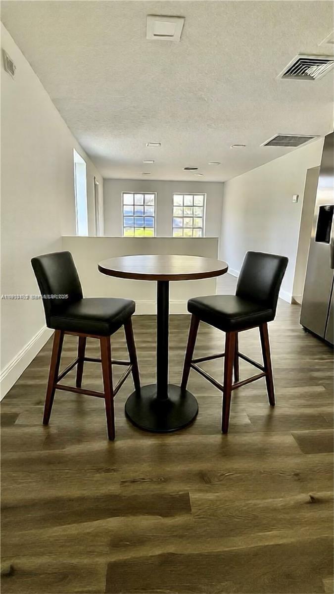 MIDDLE RIVER GARDENS - Residential Lease