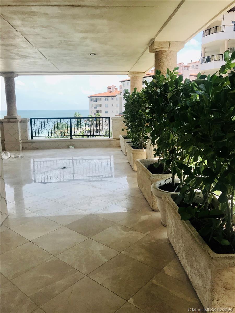 OCEANSIDE FISHER ISLAND - Residential