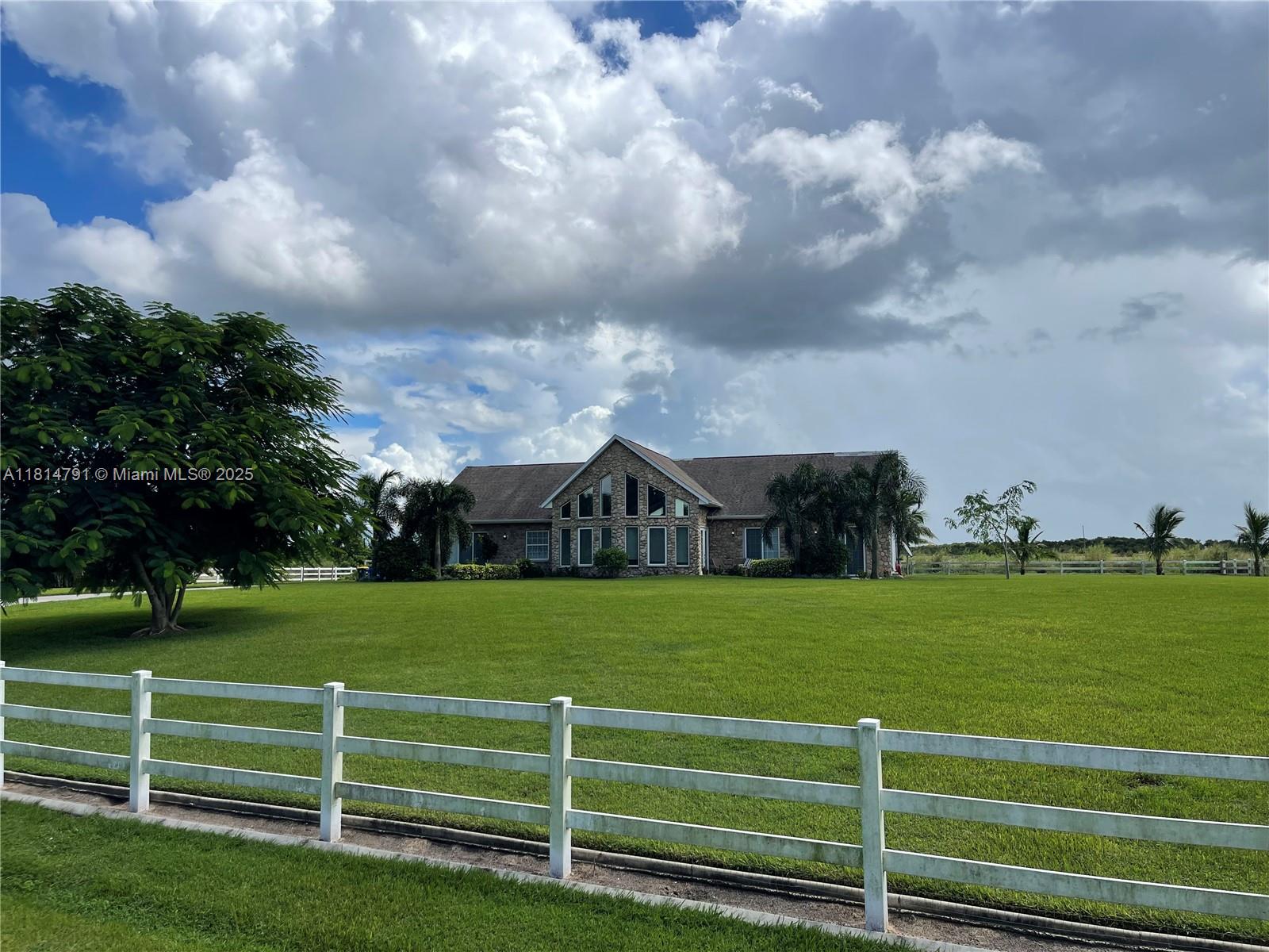 SOUTH BEAR POINTE RANCHES - Residential
