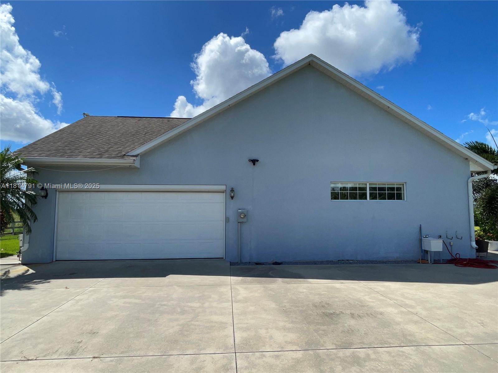 SOUTH BEAR POINTE RANCHES - Residential