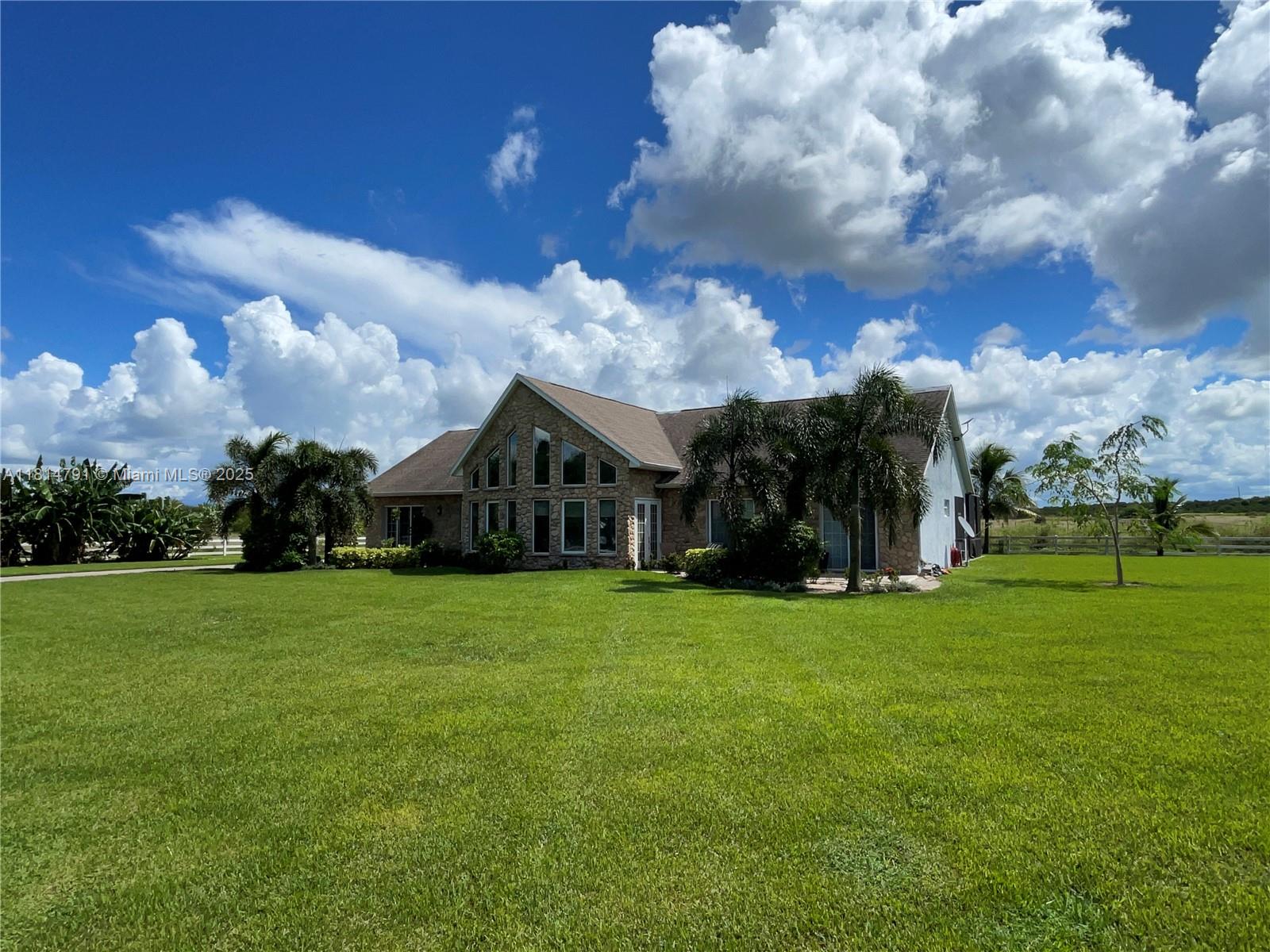 SOUTH BEAR POINTE RANCHES - Residential