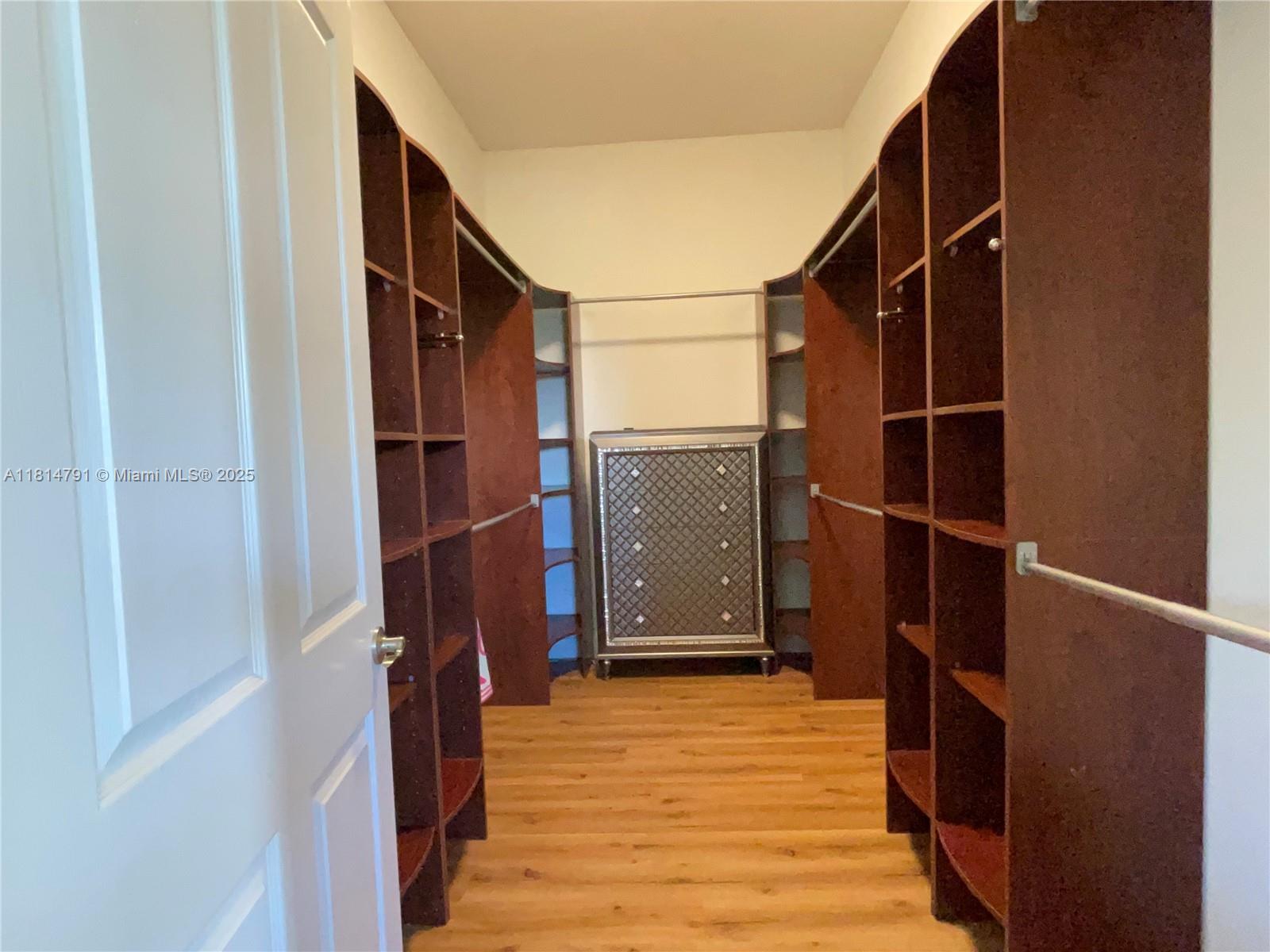 SOUTH BEAR POINTE RANCHES - Residential