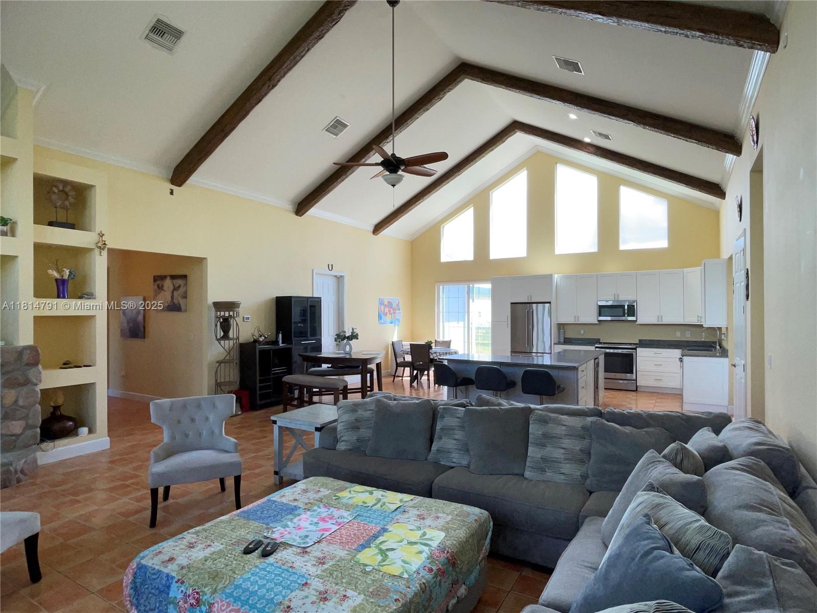 SOUTH BEAR POINTE RANCHES - Residential