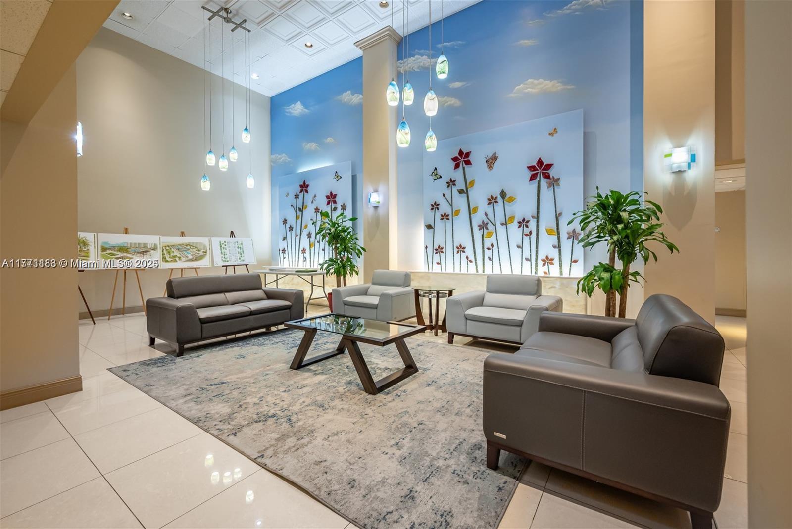 SUMMIT CONDO - Residential