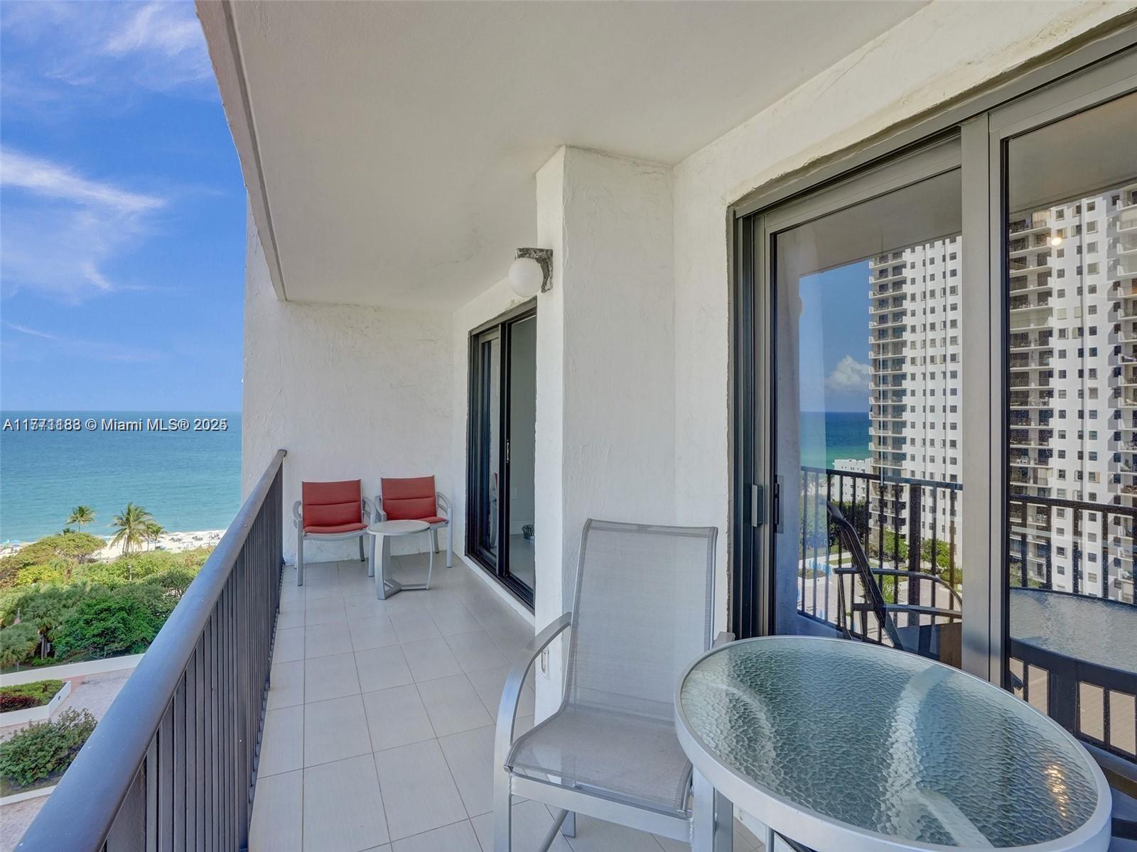 SUMMIT CONDO - Residential