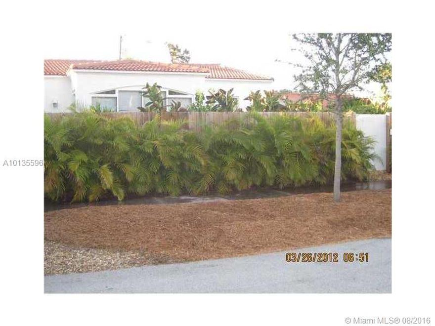 FURNISHED, RENOVATED STUDIO IN NORMANDY VILLAGE.  WALKING DISTANCE TO THE BEACH, SHOPS, RESTAURANTS, AND ENTERTAINMENT.  THIS STUDIO HAS IT'S OWN PRIVATE TERRACE & AND PARKING SPACE. PLUS WASHER/DRYER *** ALL UTILITIES INCLUDED *** INTERNET, WATER, AND ELECTRIC