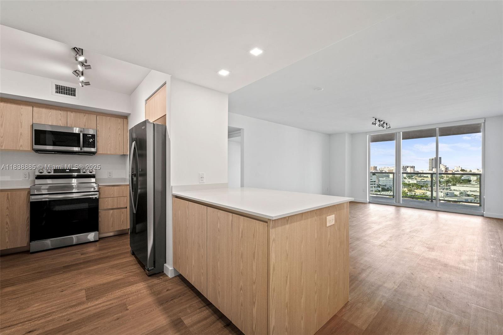 1500 Bay Rd C-1009