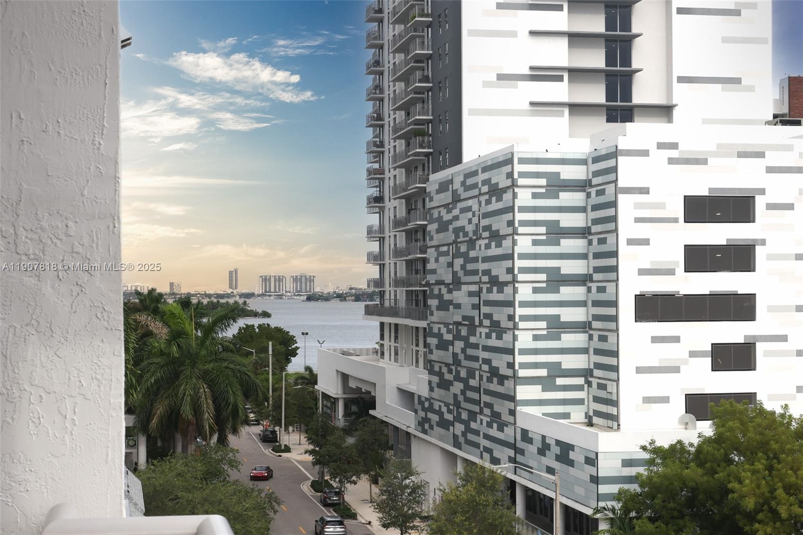 EDGEWATER LOFTS CONDO - Residential Lease