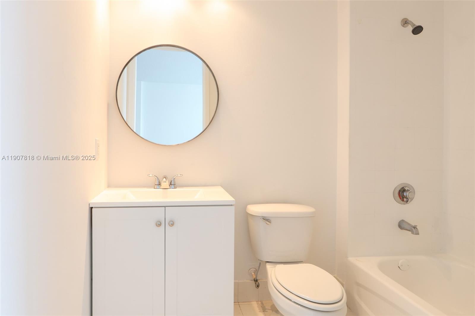 EDGEWATER LOFTS CONDO - Residential Lease