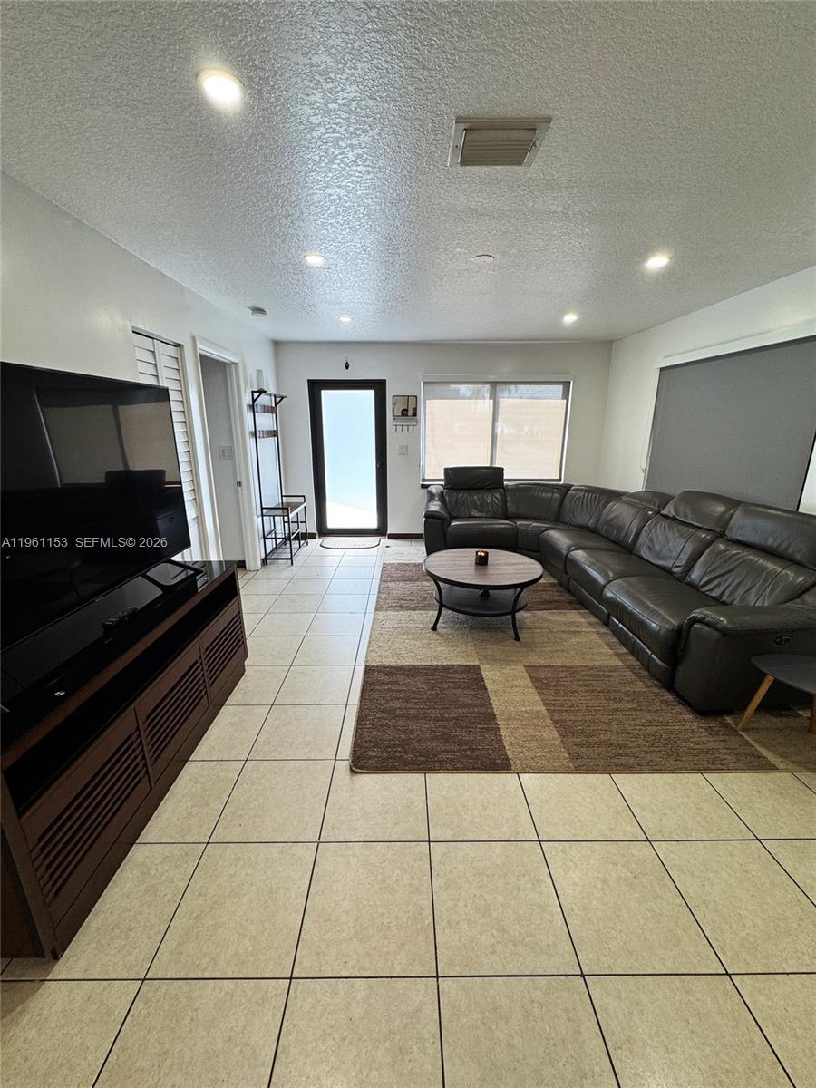 CARVER RANCHES REV PLAT - Residential