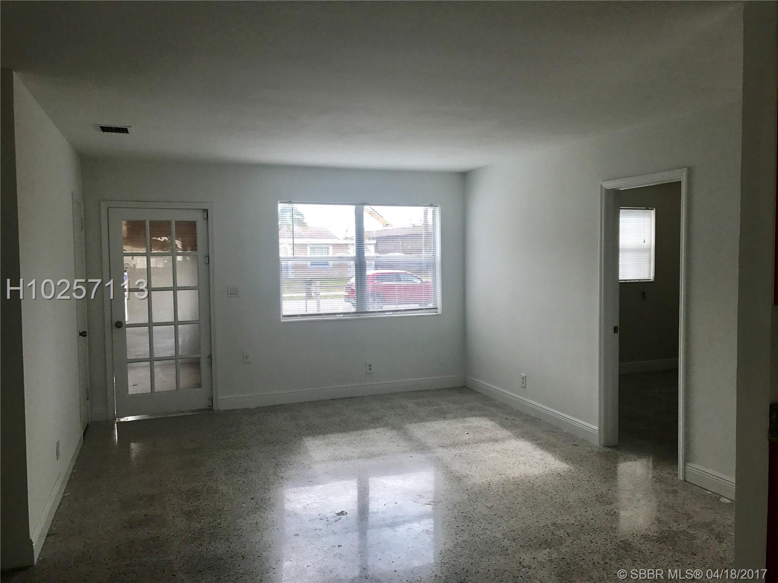 Broadview Country Club Es - Residential