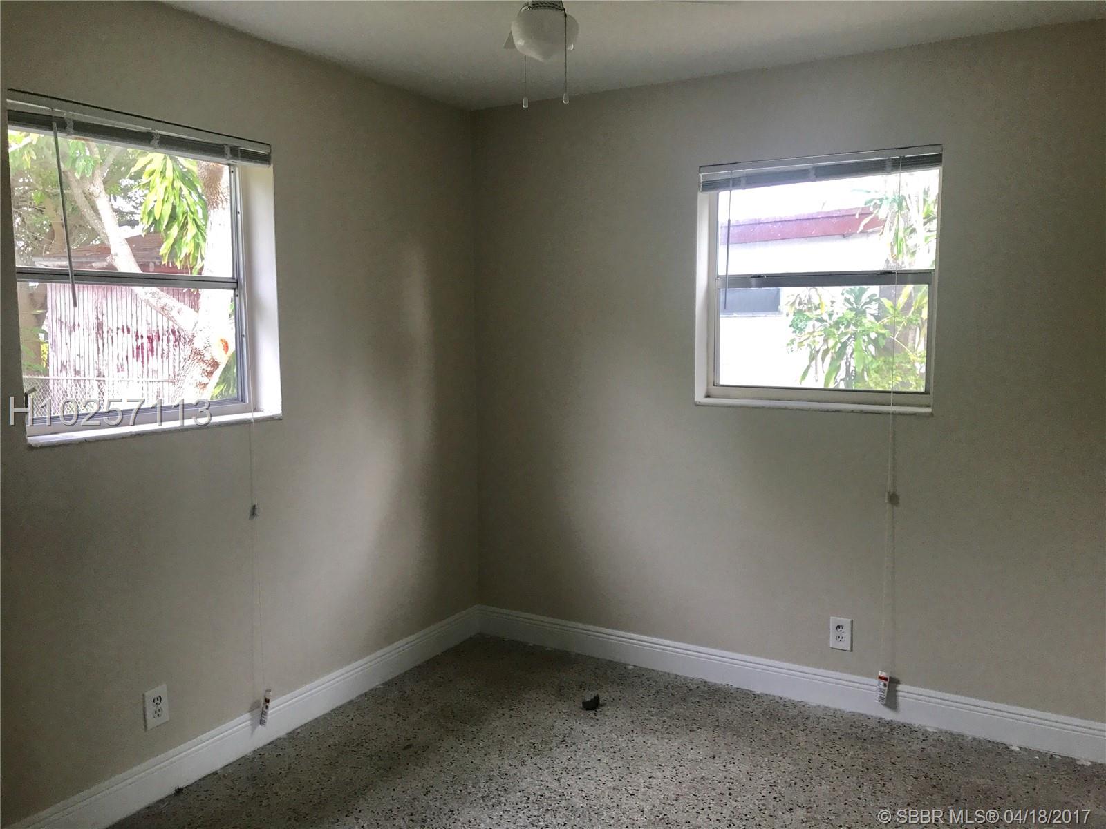 Broadview Country Club Es - Residential