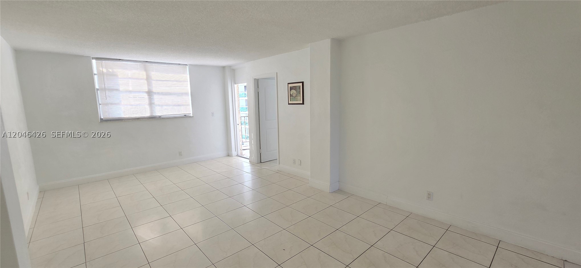 2903 NE 163rd St 404