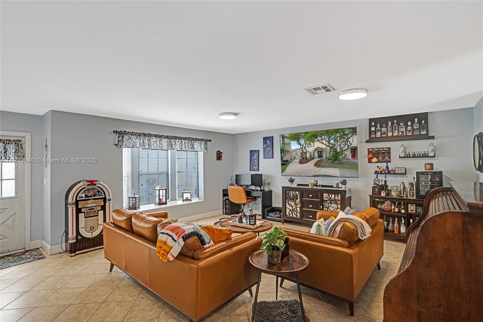 DEERWOOD VILLAS SEC 3 REP - Residential