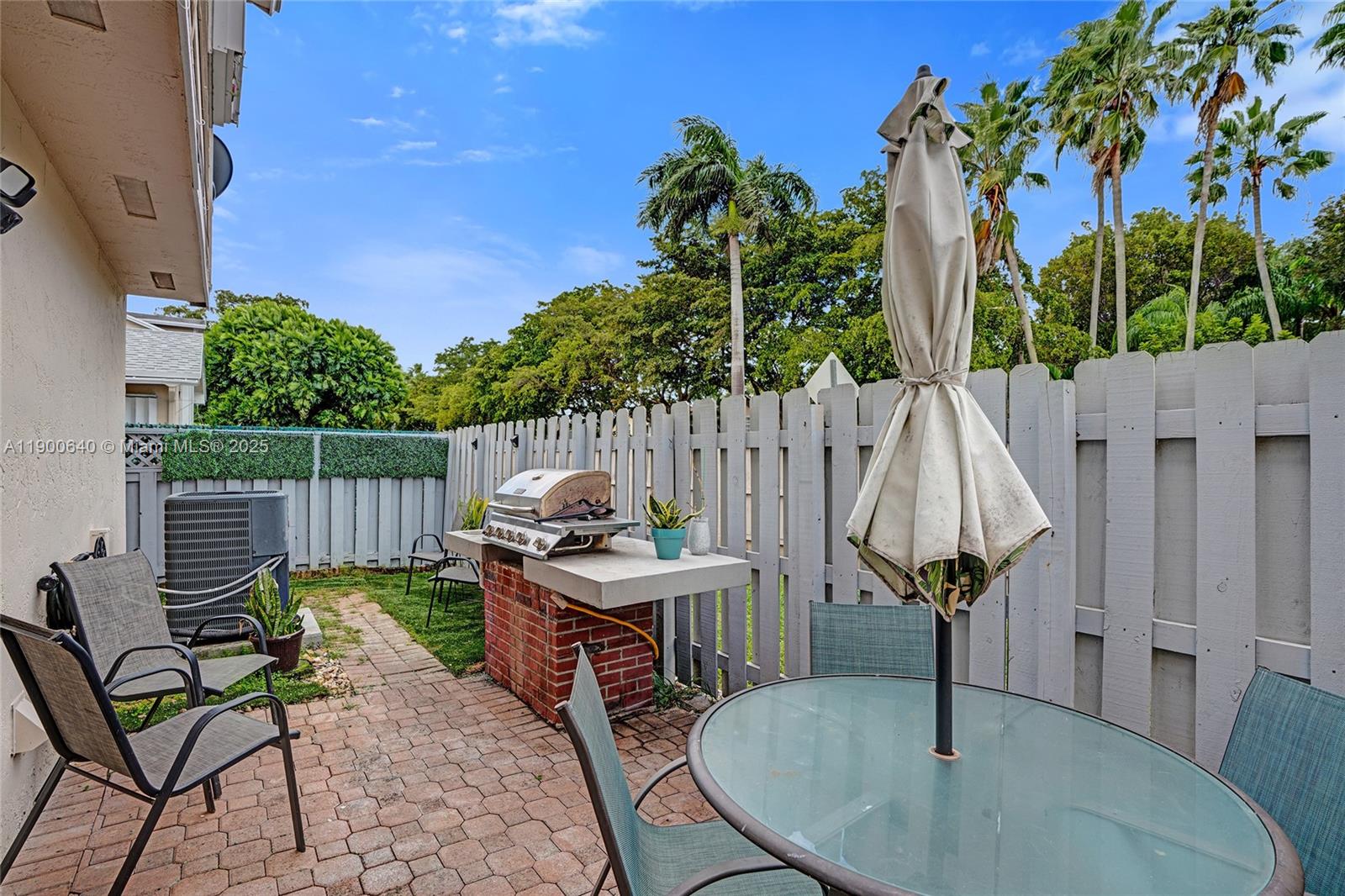 DEERWOOD VILLAS SEC 3 REP - Residential