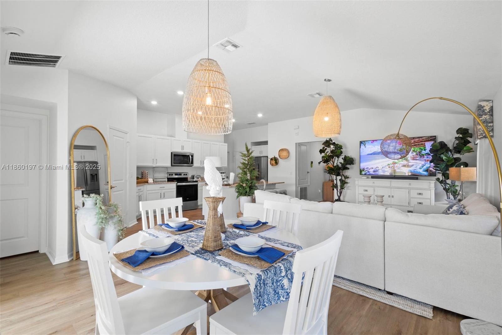 BELLAVIVA PH1 - Residential