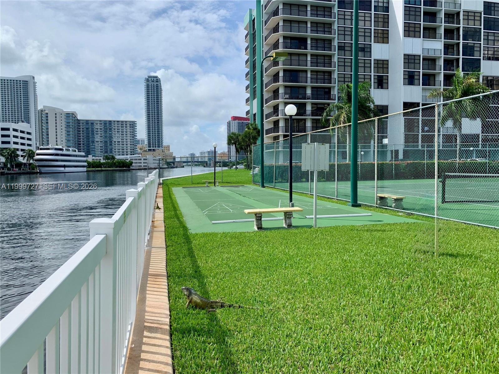 TOWERS OF OCEANVIEW SOUTH - Residential