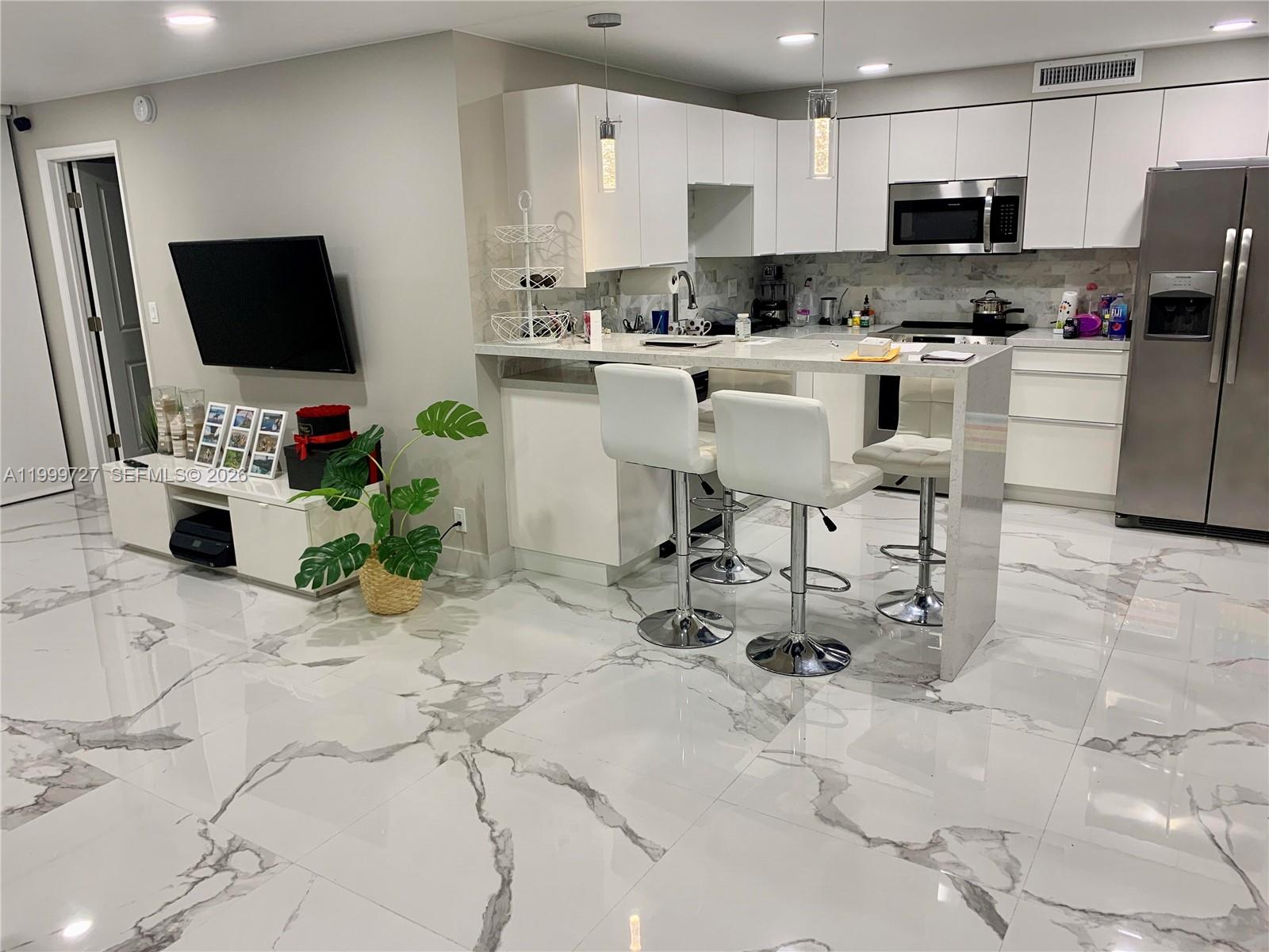 TOWERS OF OCEANVIEW SOUTH - Residential