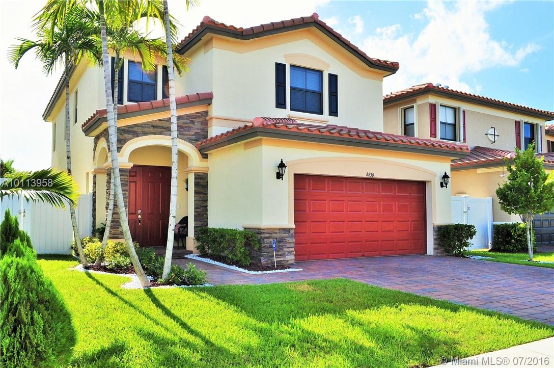 Newly constructed lake front home in the coveted Aragon Community. Custom Built 3B/3B two story house with oversize master suite, double walk-in closet, crown molding's and unobstructed lake views. Modern with a very functional floor plan, room upstairs, half bath down stairs, granite counter tops, SS appliances, fenced yard, tons of closet spaces and extra freezer in garage. Two minutes off I-75. This rare opportunity won't last long.
Equal Housing Opportunity.